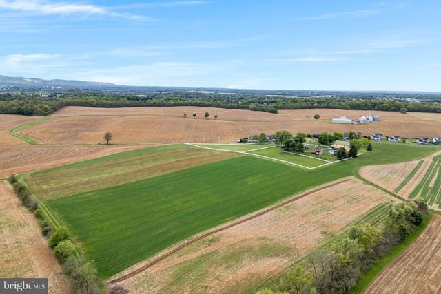 295 MARTIN ROAD, Carlisle, PA 17015