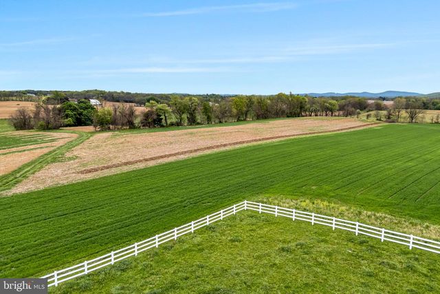 295 MARTIN ROAD, Carlisle, PA 17015