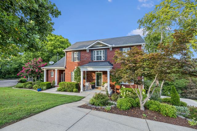 508 Spinnaker Ct, Smyrna, TN 37167