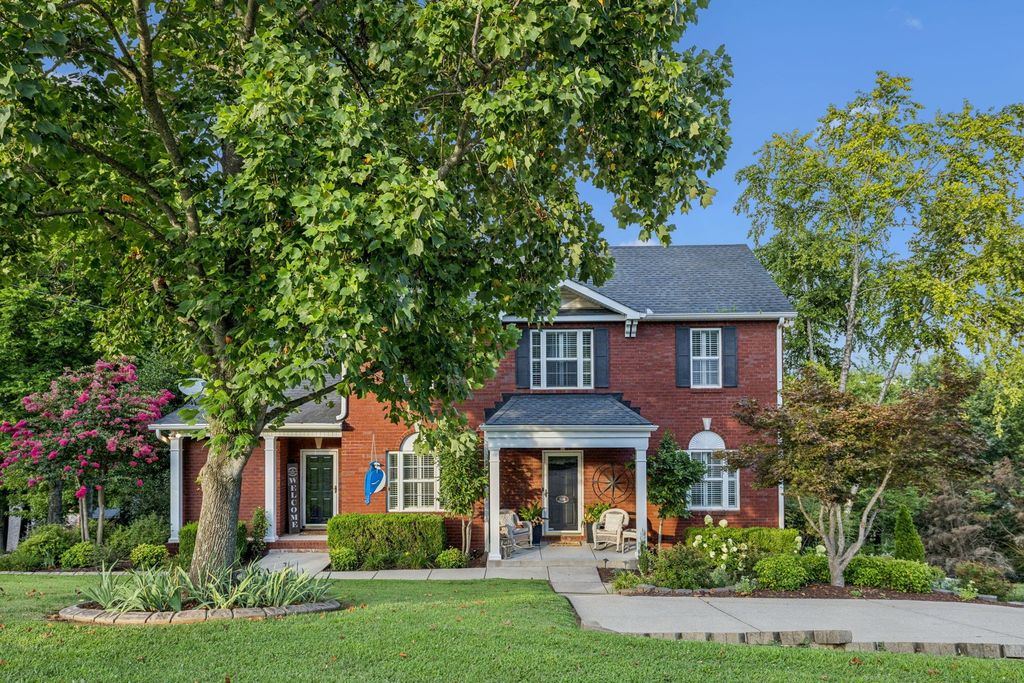 508 Spinnaker Ct, Smyrna, TN 37167