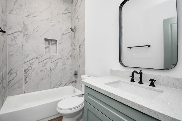 10917 San Jacinto Drive, La Porte, TX 77571