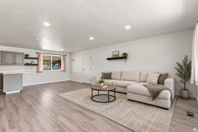 769 HILL BLVD, Layton, UT 84041