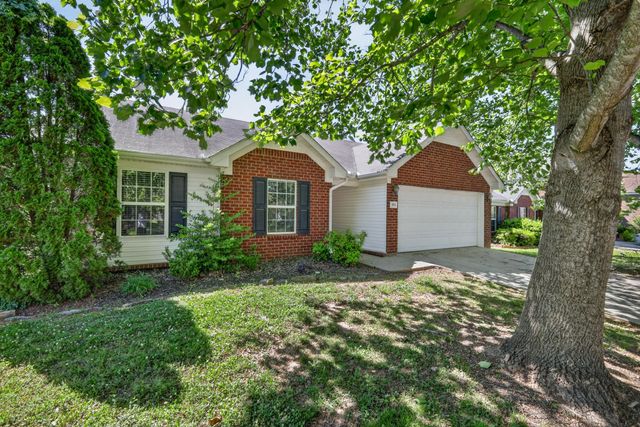 851 Kanatak Ln, Murfreesboro, TN 37128