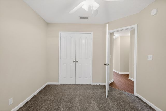 851 Kanatak Ln, Murfreesboro, TN 37128