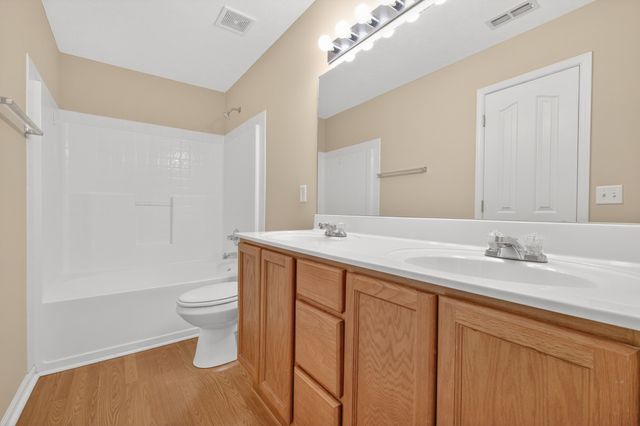 851 Kanatak Ln, Murfreesboro, TN 37128