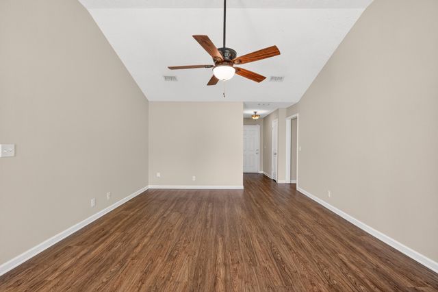 851 Kanatak Ln, Murfreesboro, TN 37128