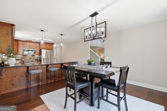 61 Overlook Road, Blue Ridge, GA 30513