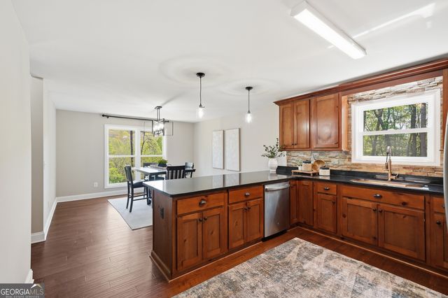 61 Overlook Road, Blue Ridge, GA 30513