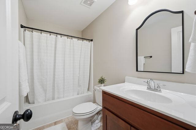 61 Overlook Road, Blue Ridge, GA 30513