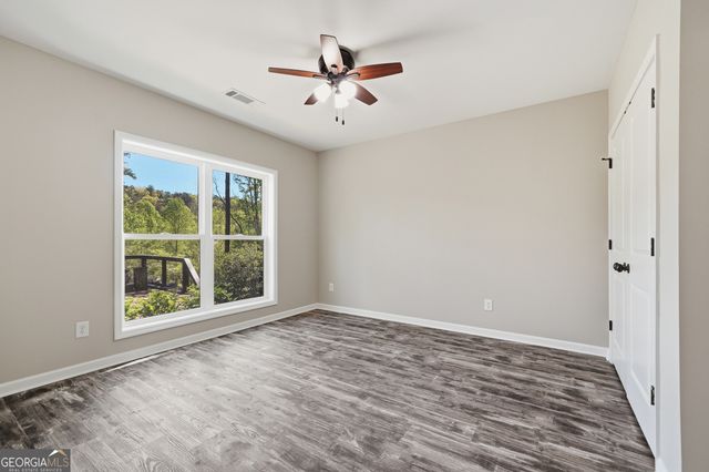 61 Overlook Road, Blue Ridge, GA 30513