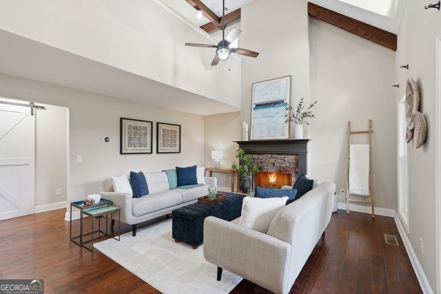 61 Overlook Road, Blue Ridge, GA 30513