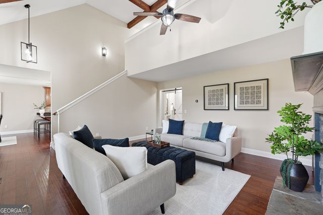 61 Overlook Road, Blue Ridge, GA 30513