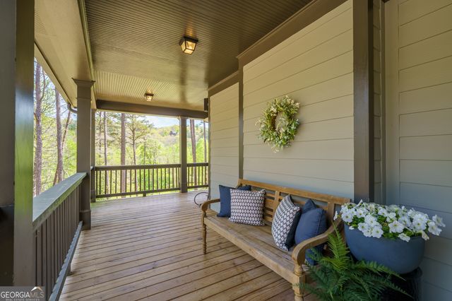 61 Overlook Road, Blue Ridge, GA 30513