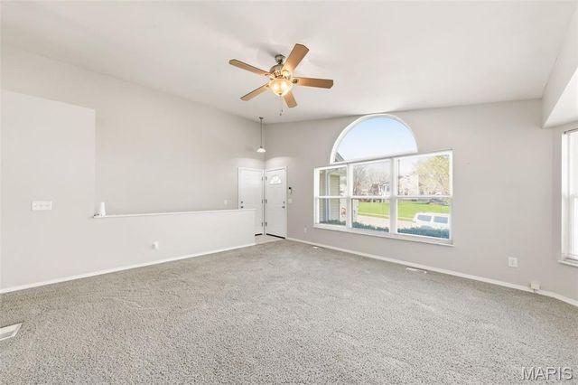 1486 Brittany Cove, St Charles, MO 63304