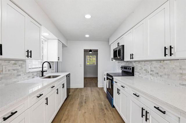 12703 N 53RD STREET, Temple Terrace, FL 33617