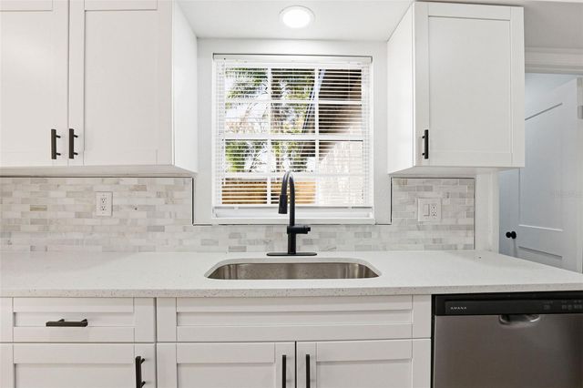 12703 N 53RD STREET, Temple Terrace, FL 33617