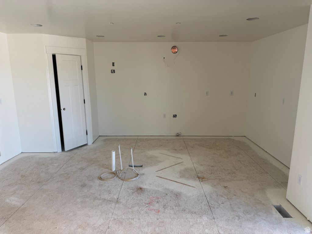 1029 N 2900 E, Layton, UT 84040 — photo 3