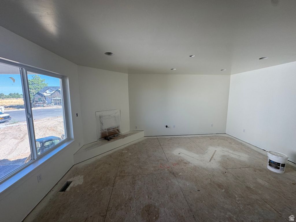1029 N 2900 E, Layton, UT 84040 — photo 4
