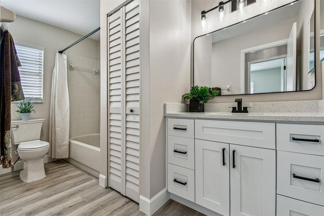 1805 BUTTERFLY PLACE, Sun City Center, FL 33573