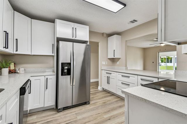 1805 BUTTERFLY PLACE, Sun City Center, FL 33573