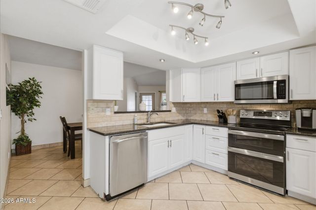 2102 W MARCO POLO Road, Phoenix, AZ 85027