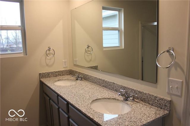 14270 Bay Willow Drive, Fishers, IN 46037