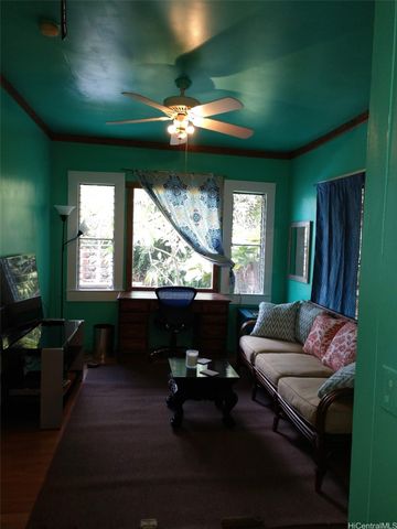 84-425 Makaha Valley Road, Waianae, HI 96792