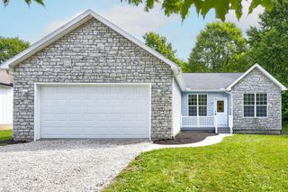234 Woodlawn Circle, Howard, OH 43028
