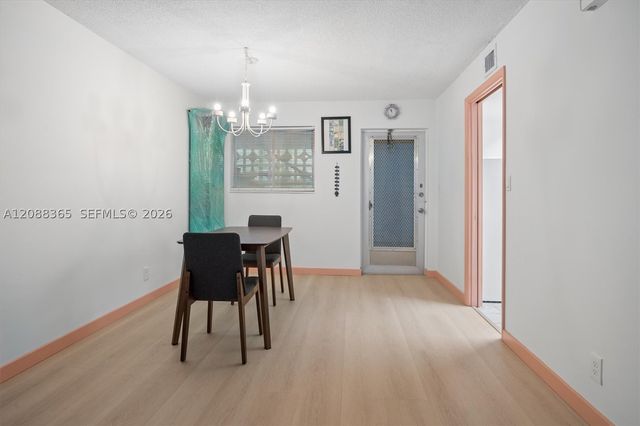 1 N Golfview Rd 201, Lake Worth, FL 33460