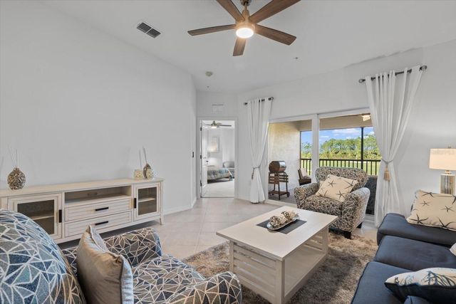 12390 WELLEN GOLF STREET 201, Venice, FL 34293