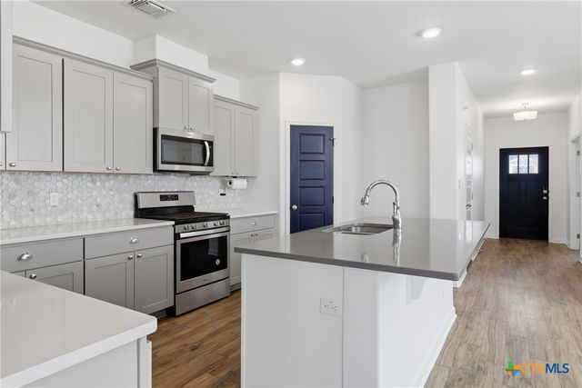 337 Brushy Creek, Victoria, TX 77904