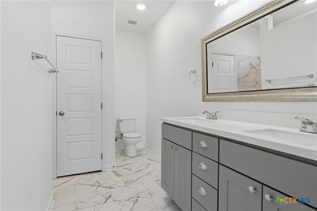 337 Brushy Creek, Victoria, TX 77904