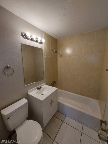 722 W Cleveland LN, Lehigh Acres, FL 33936