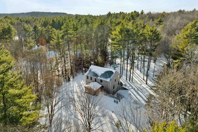 26 Orchards Road, Wolfeboro, NH 03894