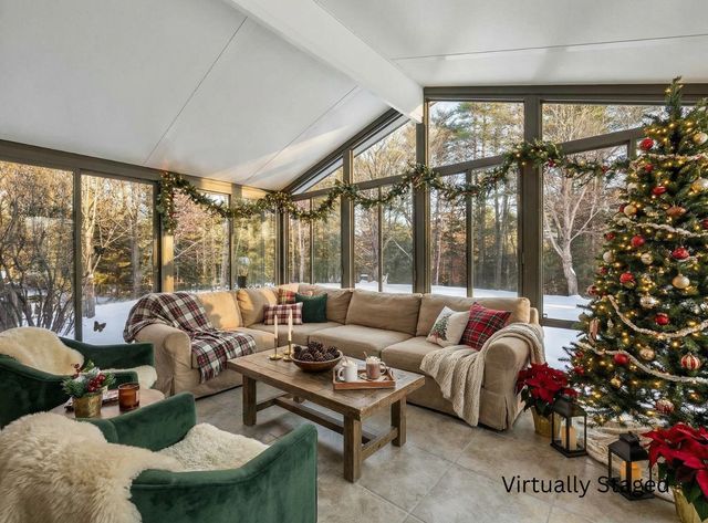 26 Orchards Road, Wolfeboro, NH 03894