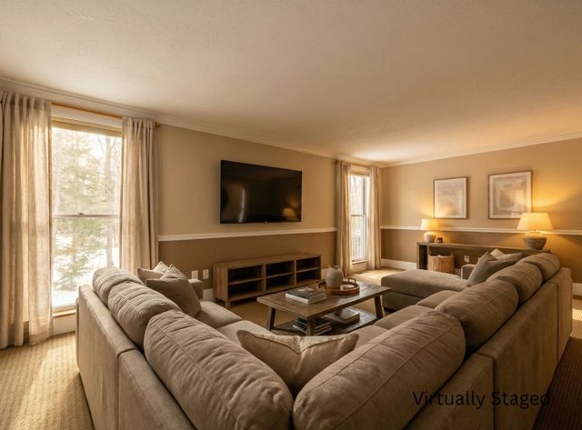 26 Orchards Road, Wolfeboro, NH 03894