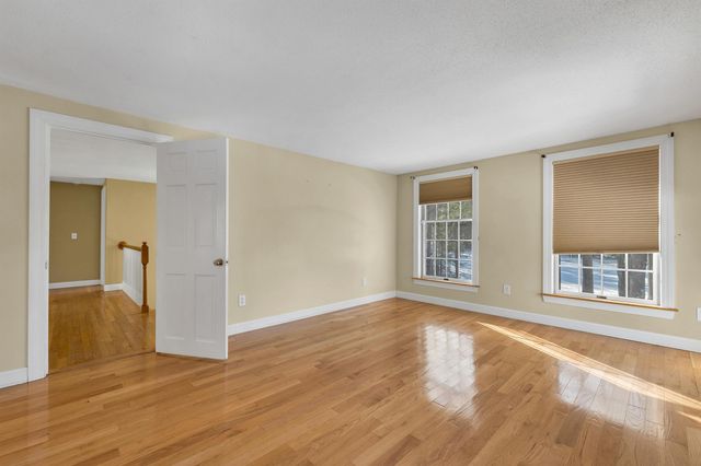 26 Orchards Road, Wolfeboro, NH 03894