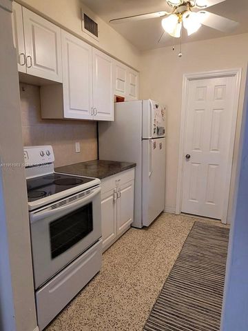 655 NE 122nd St, North Miami, FL 33161