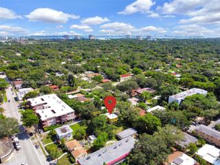 655 NE 122nd St, North Miami, FL 33161