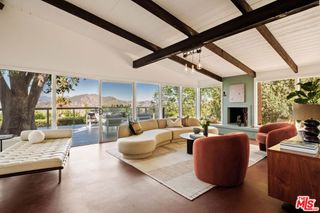 7523 Mulholland Drive, Los Angeles, CA 90046