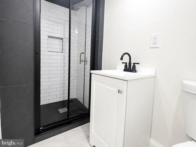 162 W GODFREY AVE, Philadelphia, PA 19120
