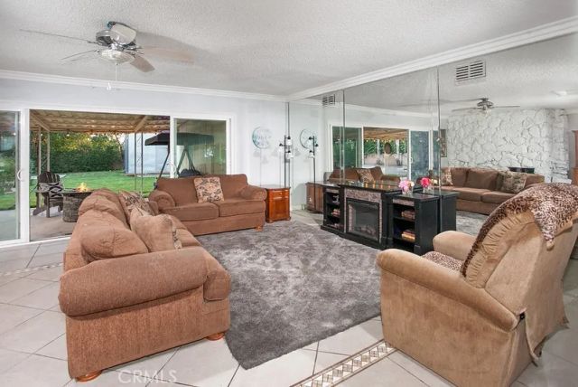 19128 Prairie Street, Northridge, CA 91324