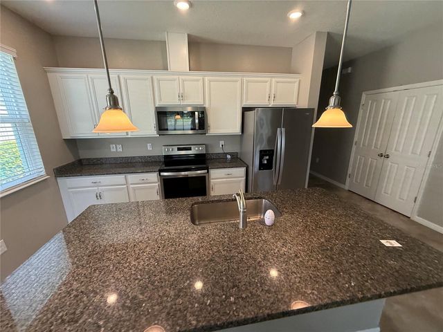 2049 MESIC HAMMOCK WAY, Venice, FL 34292