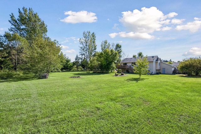 40533 Golden Avenue, North Branch, MN 55056