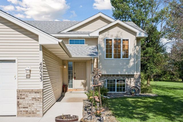 40533 Golden Avenue, North Branch, MN 55056