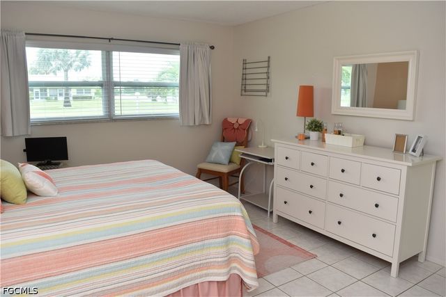 6801 Lake McGregor CIR, Fort Myers, FL 33919