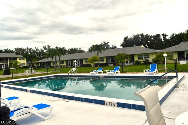 6801 Lake McGregor CIR, Fort Myers, FL 33919