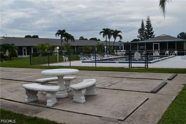 6801 Lake McGregor CIR, Fort Myers, FL 33919