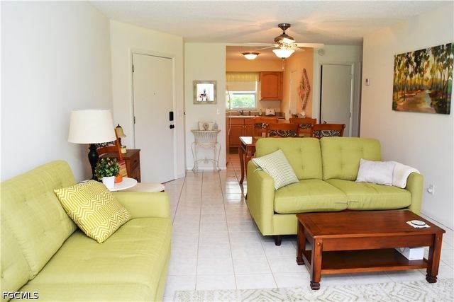 6801 Lake McGregor CIR, Fort Myers, FL 33919