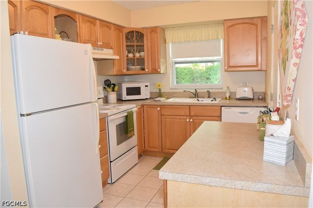 6801 Lake McGregor CIR, Fort Myers, FL 33919